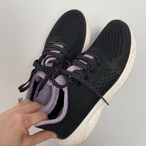 LiteRide by Crocs Pacer Black & Purple Sneakers Size 7